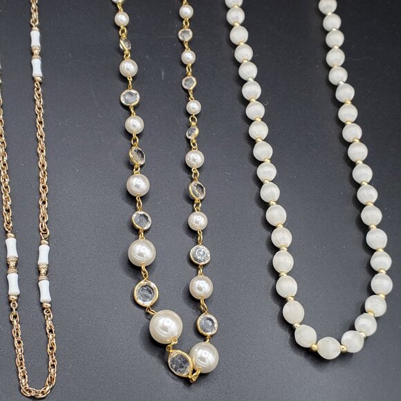 Set of 3 White and Gold Statement Necklaces - Picture 4 of 6